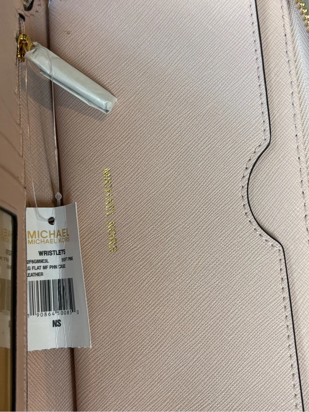 Michael Kors Pale Pink Pebbled Leather Wristlet Wallet with Gold Hardware